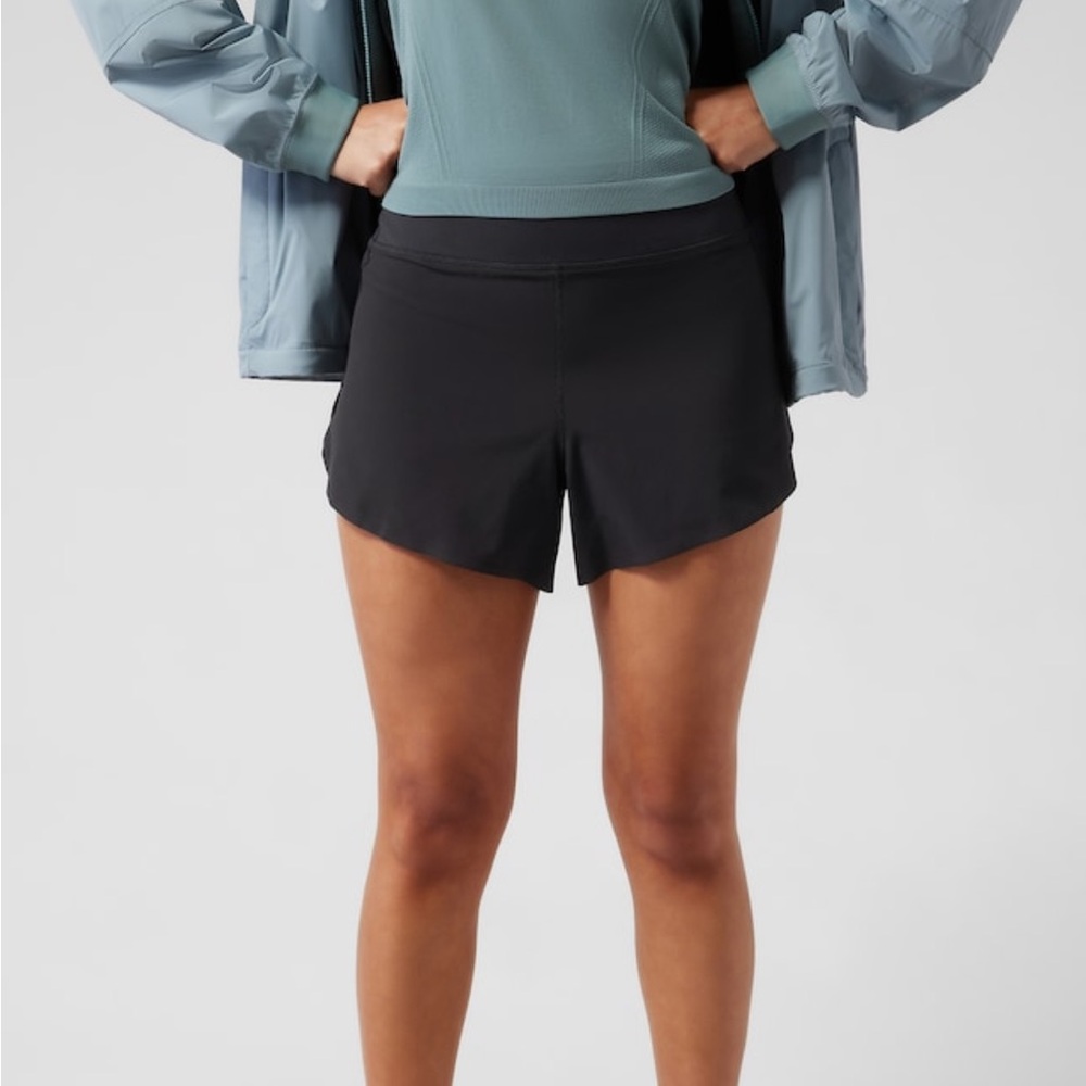 Athleta Run With It 3.5” Short